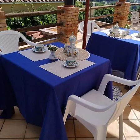 홈스테이 Casa Lucia *